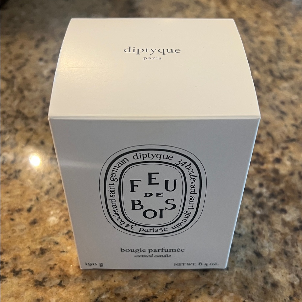 diptyque Feu de Bois Candle - Scent - Wood Fire